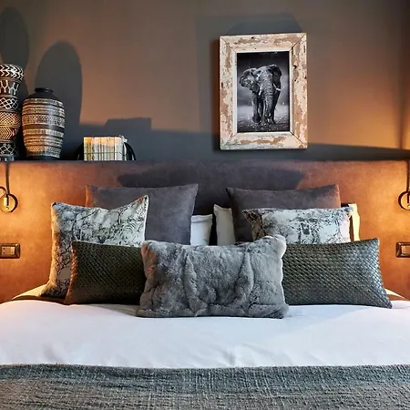 My For - Tasso Style Apartment *